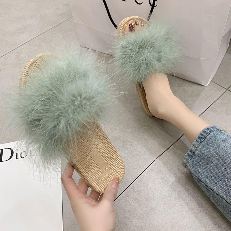 

Шлепанцы плоские женские тапочки пушистые сандалии резиновые летние белые туфли для женщин 2024 пушистые детские новые модные уникальные 39 40