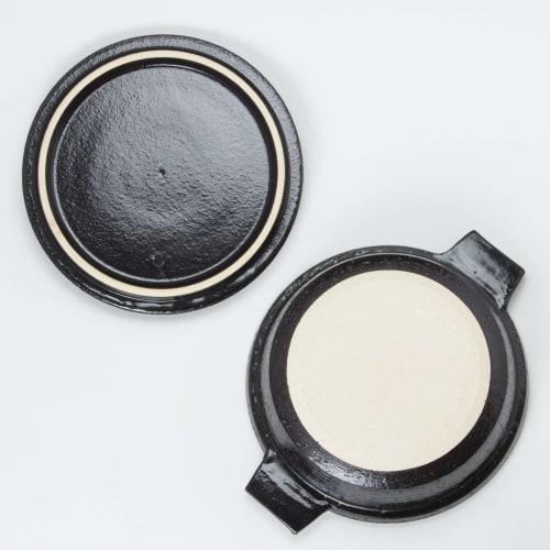 Hase Seito Hase-en Bistro Earthenware Pot, 2-3 Person Capacity, Approx. 23cm, Approx. 900ml Capacity, Can Be Cooked Over an Open Fire or Empty, Oven S