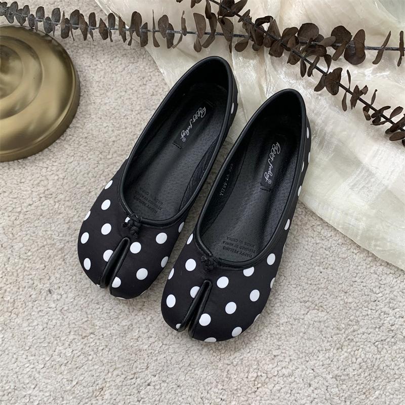 Fashion SUOJIALUN 2025 Autumn Women Flats Ballerina Shoes Fashion Split Toe Flat Ballet Female Casual Slip On Loafer Bot Knot Flats Muje