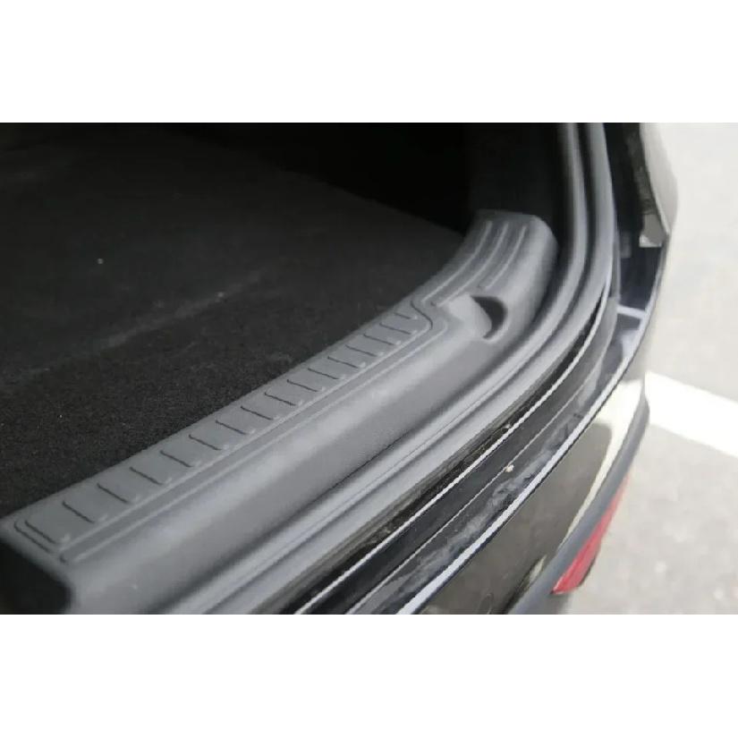 XVIP TPE Trunk Threshold Strip For Tesla Model Y 2021-23 Back Sill Anti Scratch Boot Loading Pad Protector ABS Side Corner Cover