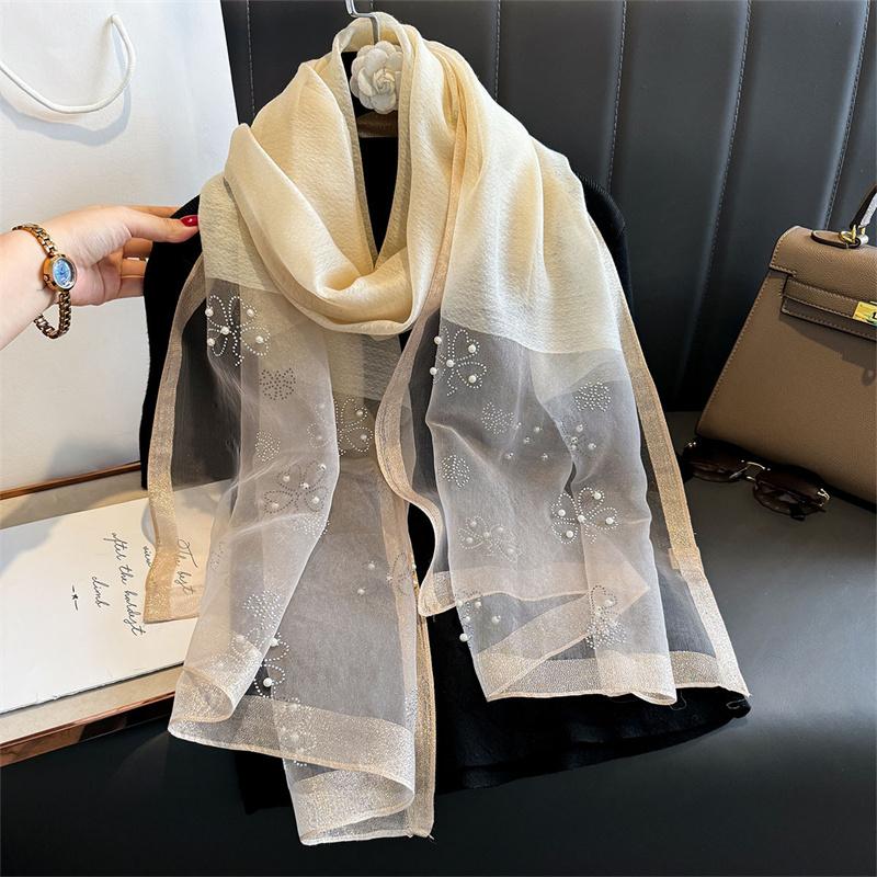 Luksuriøst skinnende blondeskjerf Silke Dame Hijab Myke ullsjal og omslag Stor blomst Tynne skjerf Foulard Kvinne Bufanda Ny