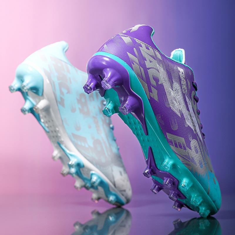 A pair of 2025 low-top football shoes for men and women and children tf broken nails lawn AG nails competition training sports shoes