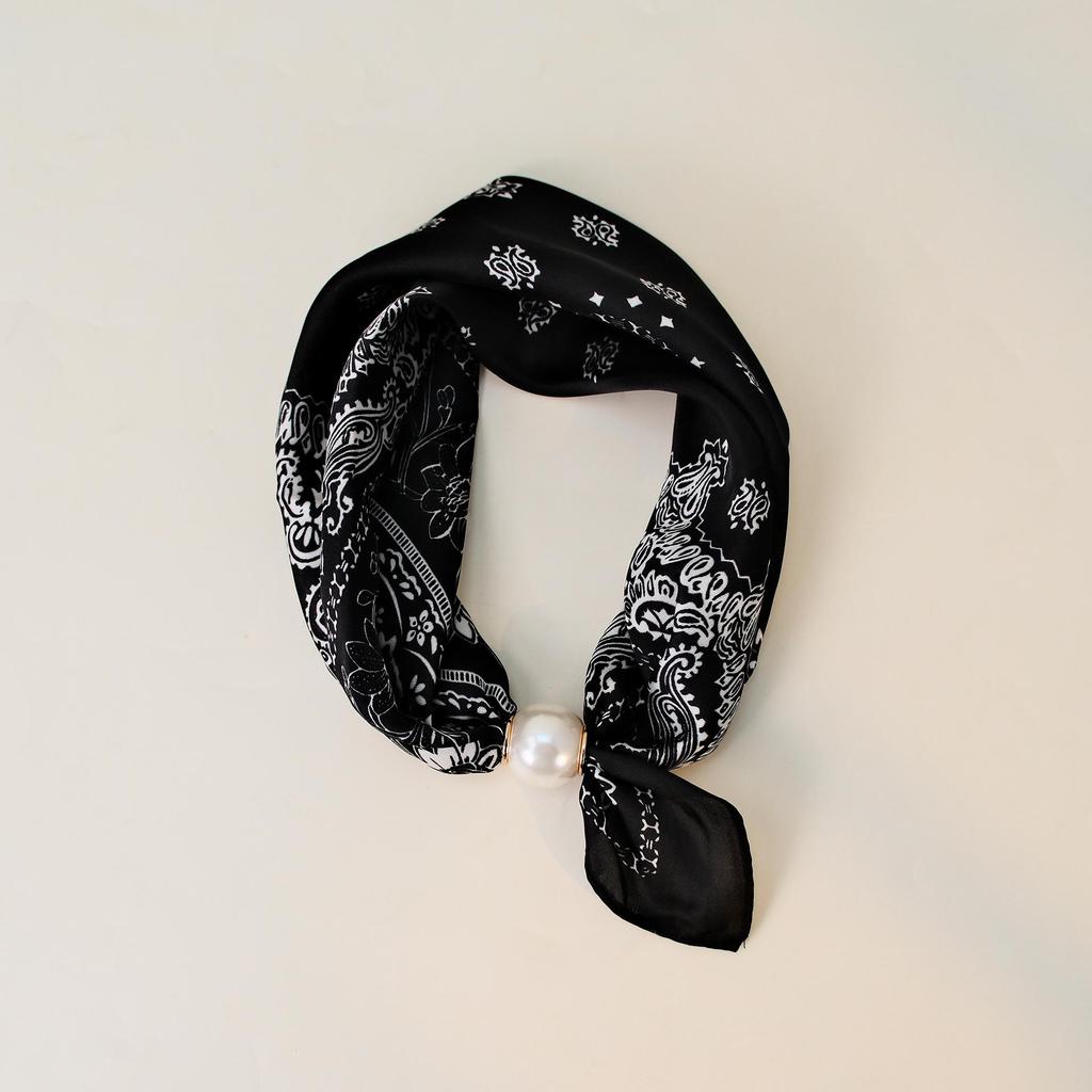 Elegante Sciarpa di Seta Magnetica con Fiori di Cashmere a Pois