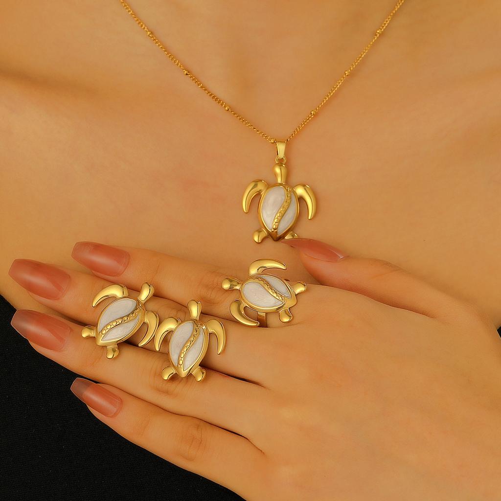 High-quality 2026 Jewelry, Ocean Wind, Starfish, Conch, Turtle Pendant Set, Women's Accessories, Light Luxury and High-end Jewelry.
