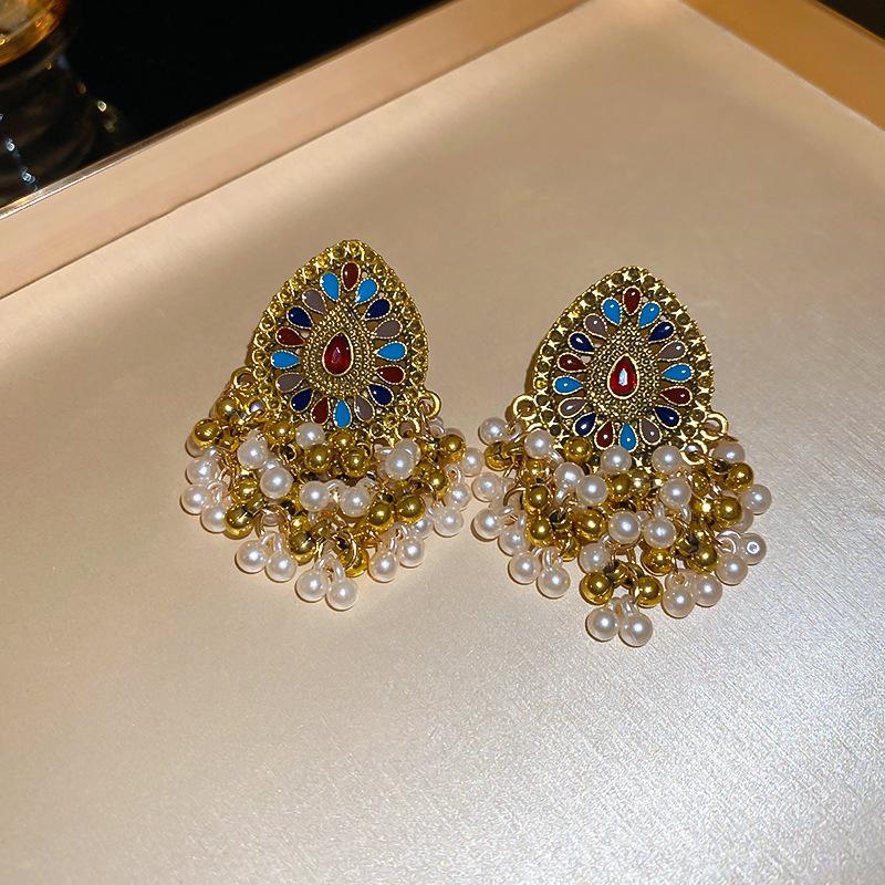 Europäischer und amerikanischer ethnischer Stil, mit Diamanten besetzte Wassertropfen-Quasten-Ohrringe, Steckerohrringe, Damenohrringe, Design-Sinn Nische