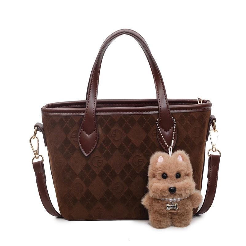 This Year's Popular Bag Women's Autumn and Winter Versatile 2025 New Retro Shoulder Messenger Bag Simple Bucket Bag