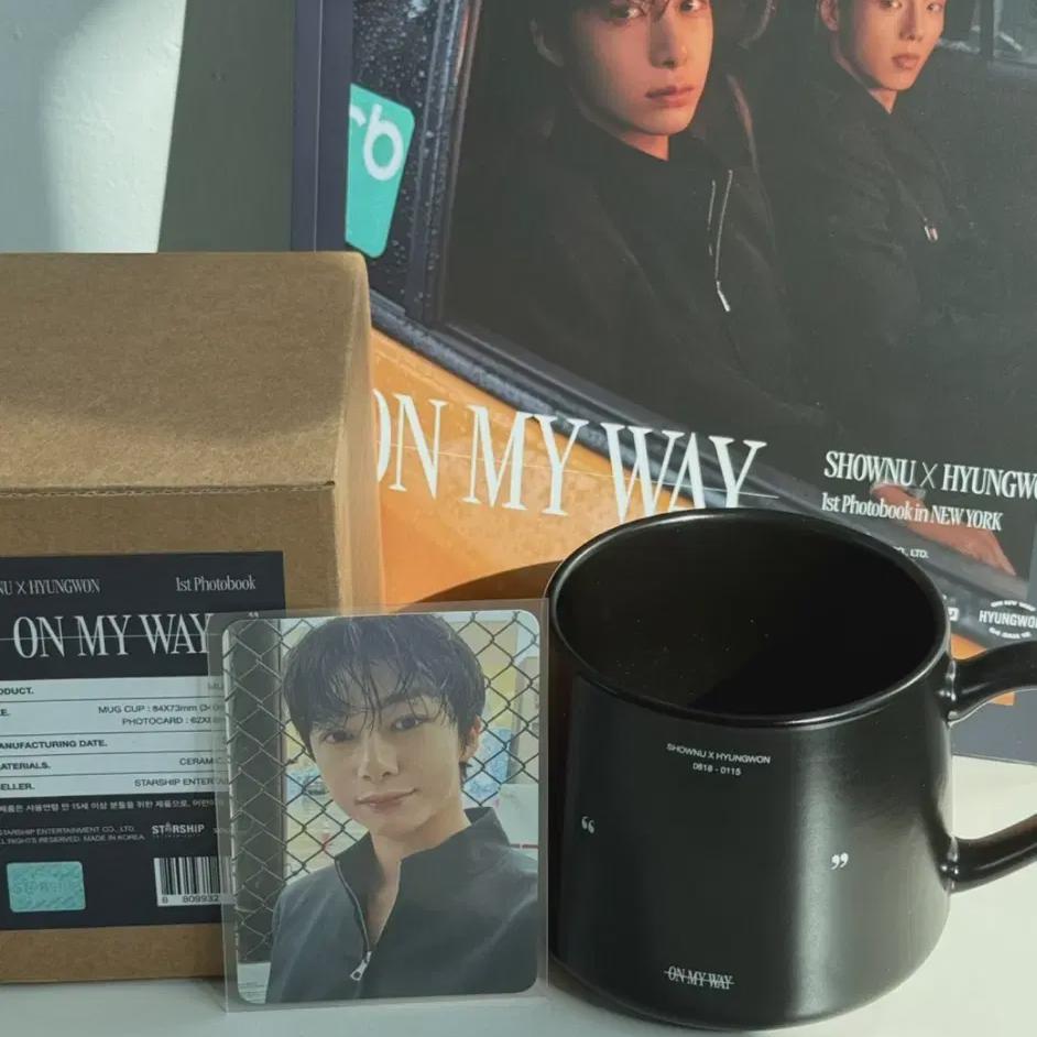 

Monsta X Exhibition Mug Cup+photo Book+hyeongwon Foca Set