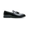 New Men‘s Pointed Charm Tassels Patent Leather Slip On Shoes British Gentleman Designer Moccasins Wedding Dress Footwear