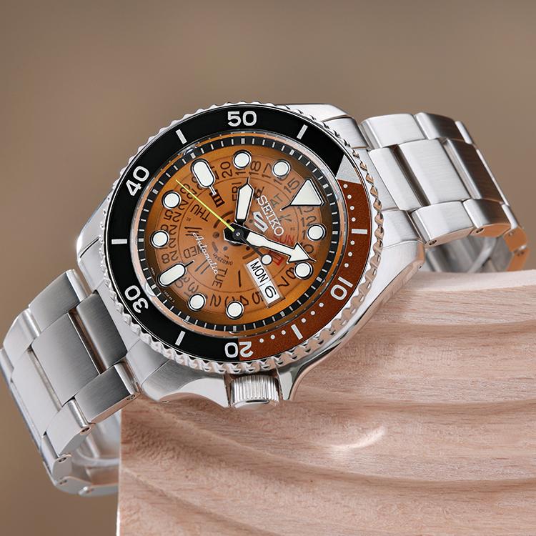 Seiko SEIKO5 Mechanisches Uhrwerk Edelstahlarmband Uhr Herrenuhren Orange Zifferblatt SRPJ47K1