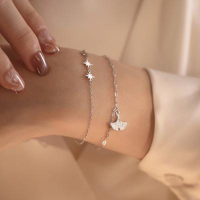 Sterling Silber S925 Silber Armband, kleines Aprikosenarmband, Designarmband, Zirkoniablatt, doppellagiges achtzackiges Stern-Ginkgoblattarmband