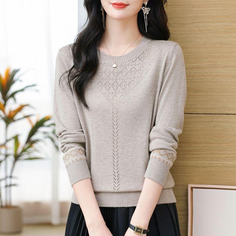 Thin Knitted Sweater Women's Spring Pullover Loose Version Fashion Mother Temperament Hollow Round Neck Long Sleeve Top Women's Front Shoulder