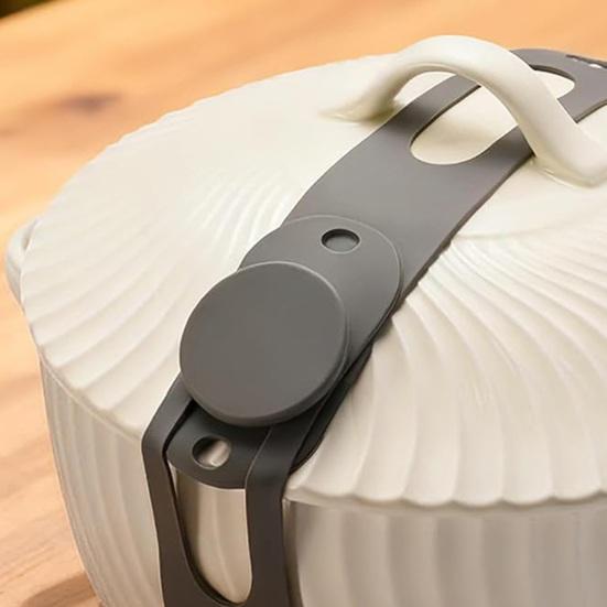 3/4Pcs Pot Lid Strap Adjustable Silicone Bands Stretchable Self-Locking Dishwasher Safe BPA-Free Lid Securing