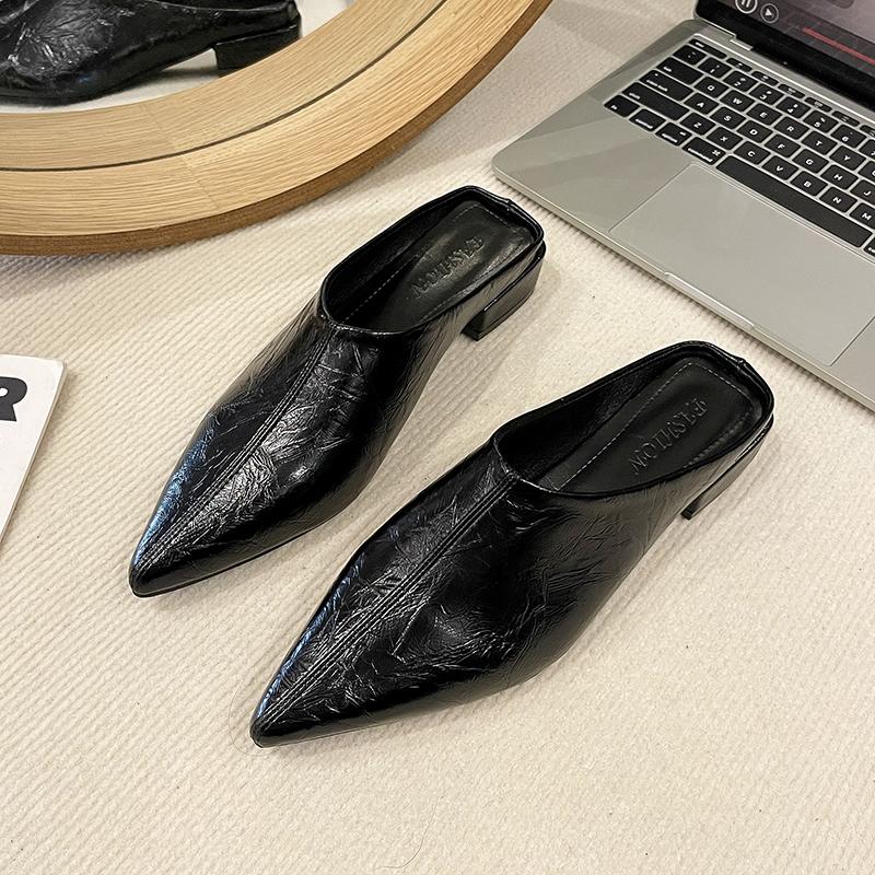 Spring 2025 Korean Style Low Heel Flat Bottom Pointed Toe Women's Outdoor Wear Mule Slippers Soft Rubber Sole Comfortable
