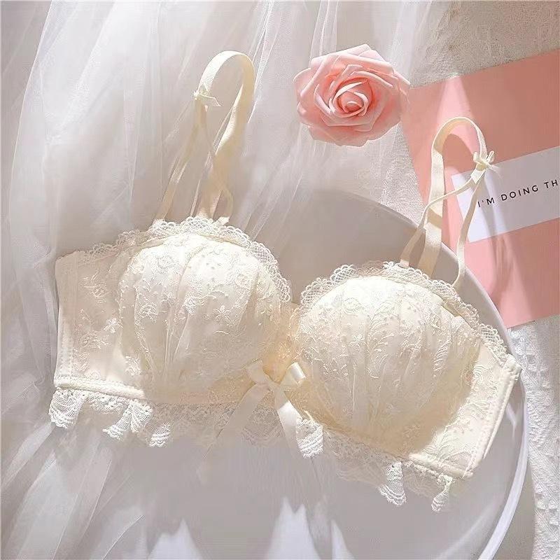 Coppia di Mutandine da Latte Sexy Raccoglitore Pizzo Primavera Estate Donna Petto Piccolo Mostra Grande Previene Caduta