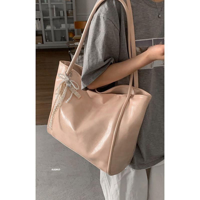Korean Version of Casual Large-capacity Commuter Bag Women's 2025 New Fashion Tote Bag Simple Shoulder Armpit Bag