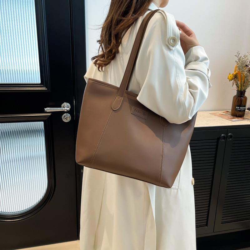 Elegant Black White Brown Khaki Pu Tote Bag For Women Modern Urban Fashion Style
