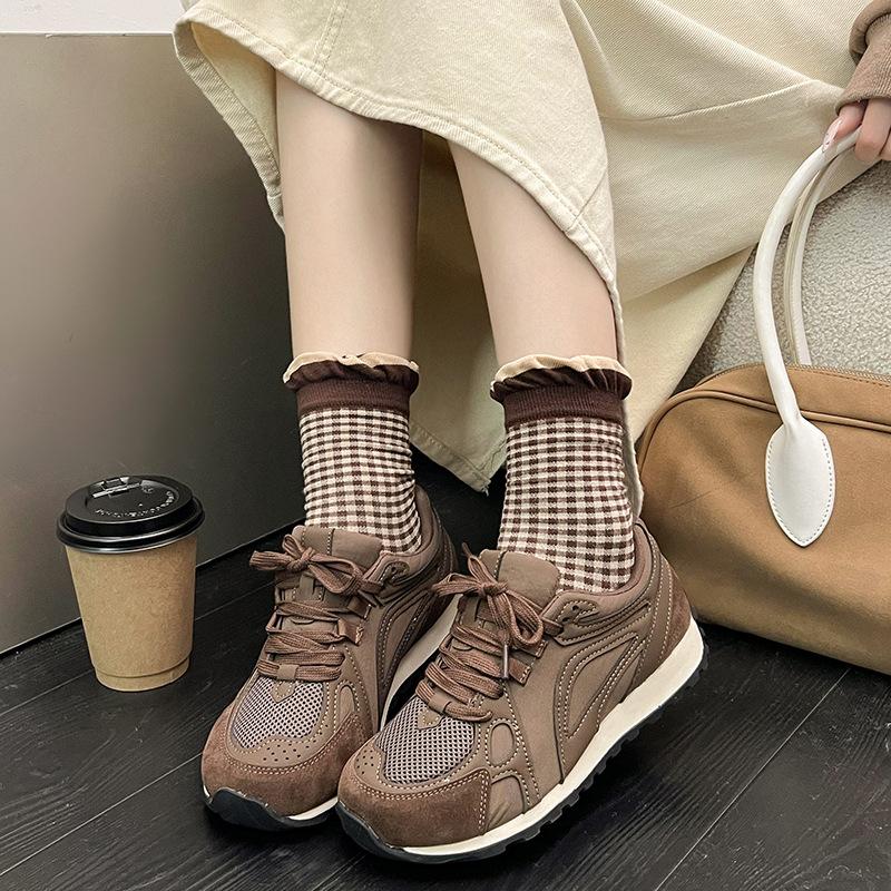 Korean version of Waffle Forrest Gump shoes women's 2025 autumn and winter new velvet warm soft sole niche sports shoes running white shoes
