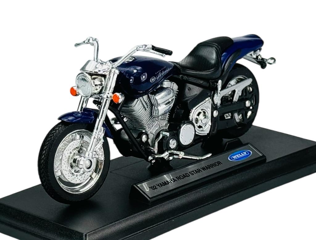 WELLY '02 YAMAHA ROAD STAR WARRIOR 1:18 12156