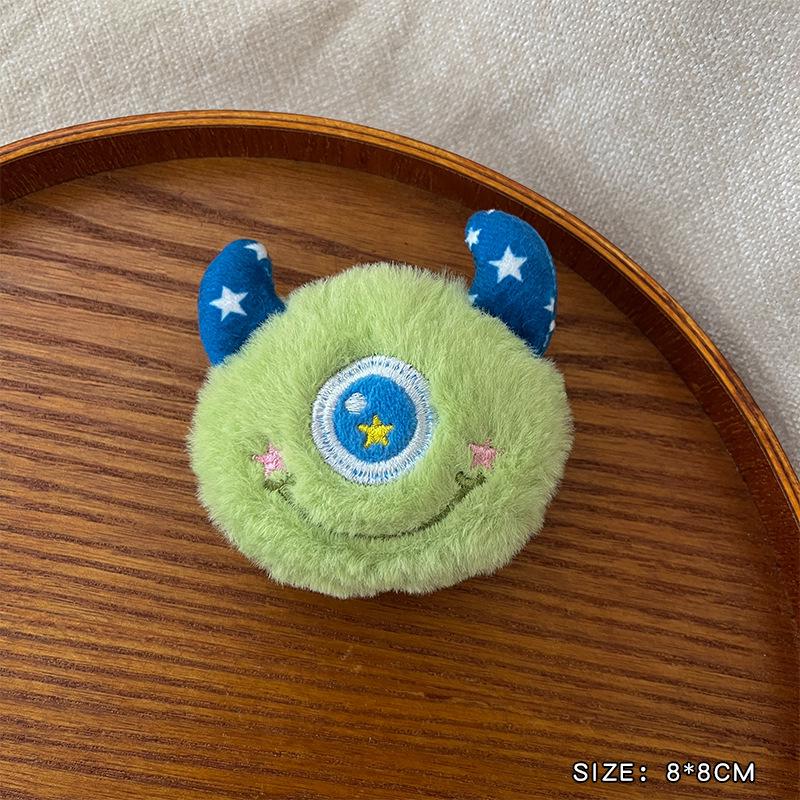 Japanese Kawaii Sunflower Panda Plush Brooch - Adorable Pin for Clothes, Bags, and Accessories.