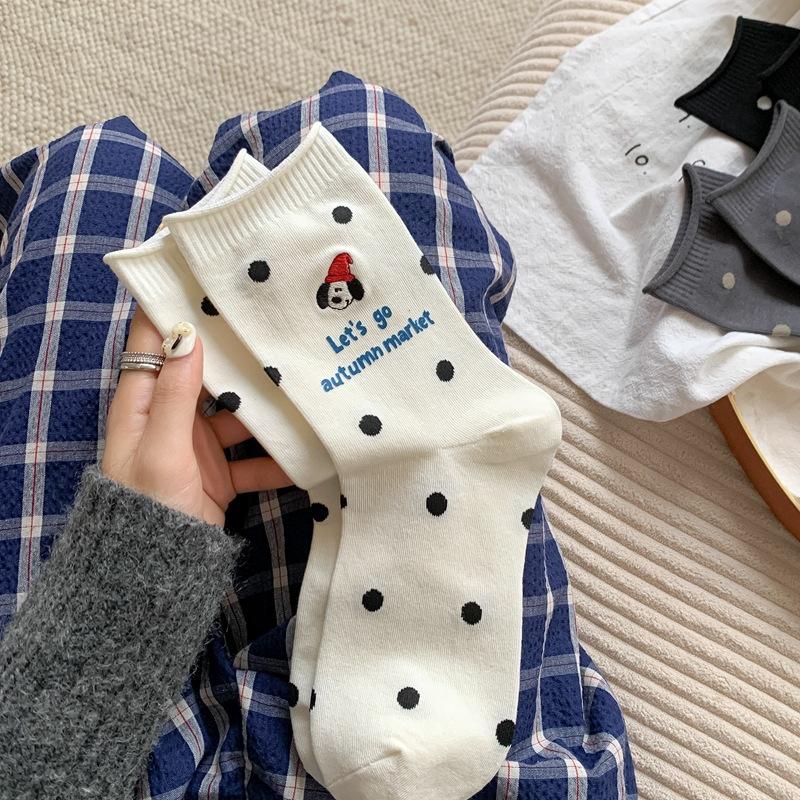 Ladies Fall New Polka Dot Cartoon Puppy Embroidered Sweat Absorbing Breathable Boneless Mid Tube Socks