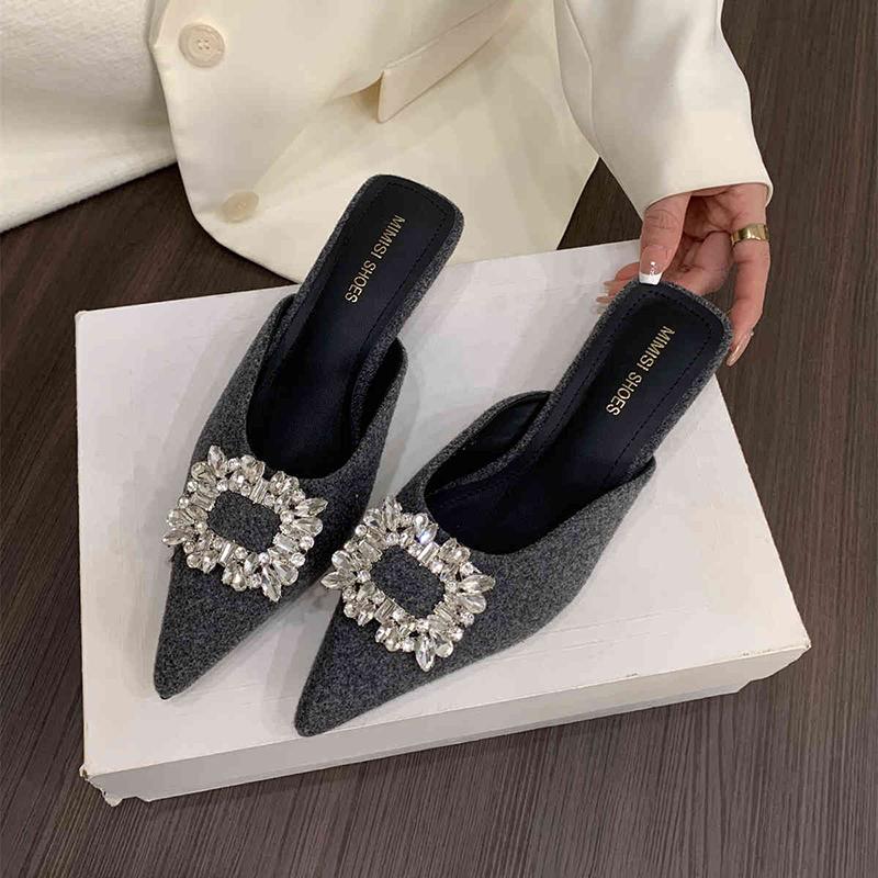 

Острый носок женские мюли тапочки обувь мода кристалл украшения слайды дизайн стиль низкий каблук банкетные сандалии обувь 35 серый