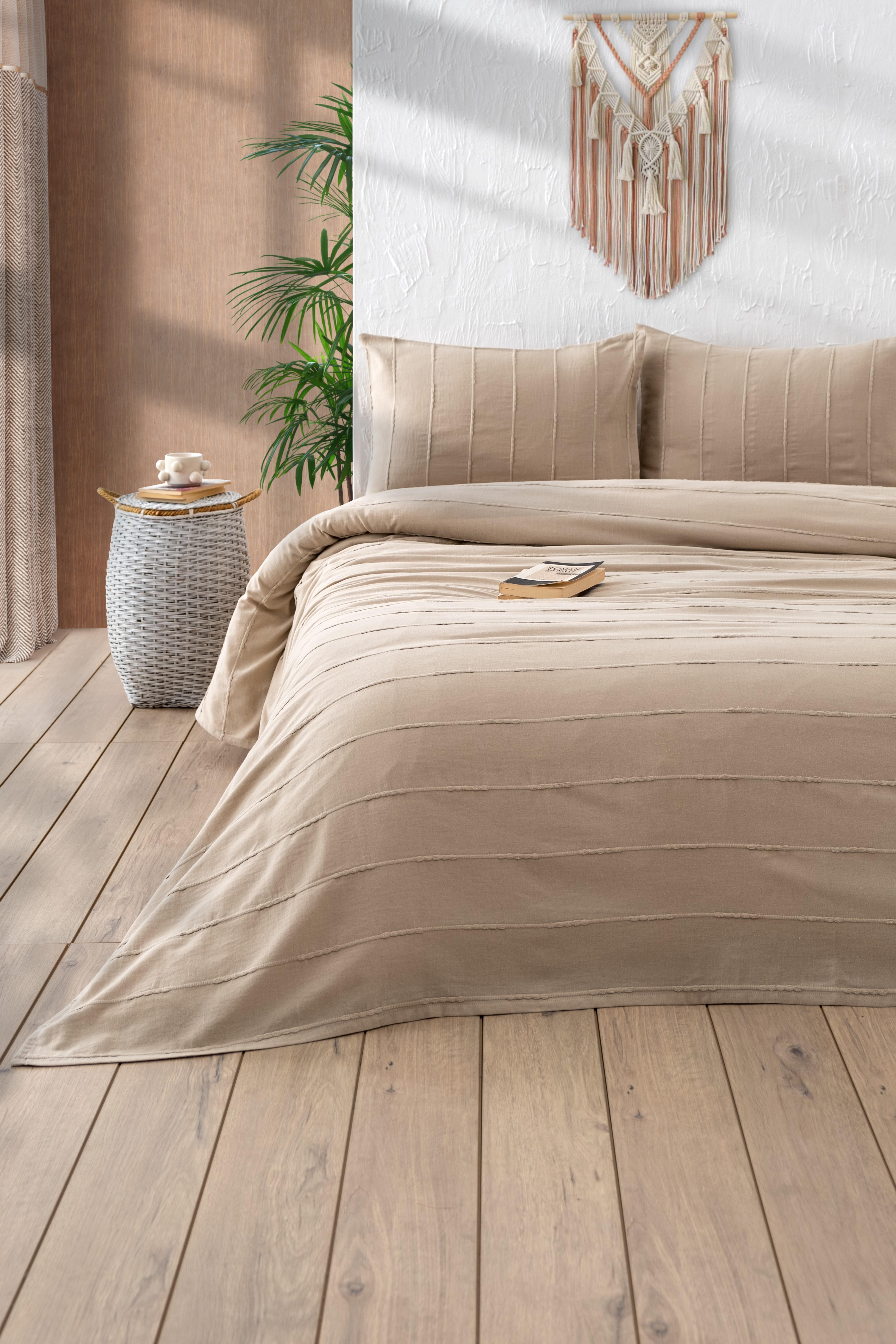 

Nacre Double Quilt and Quilt Set Beige 200x220 cm