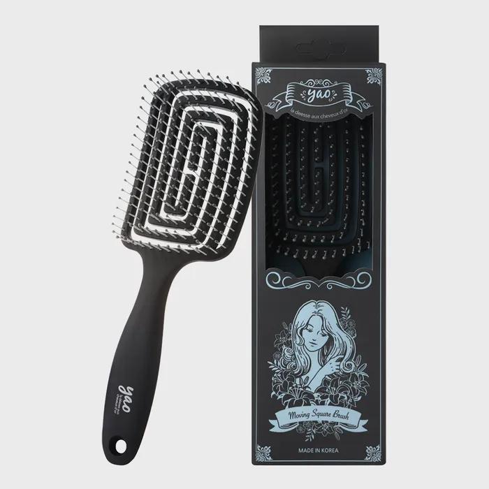 

Темная квадратная расческа