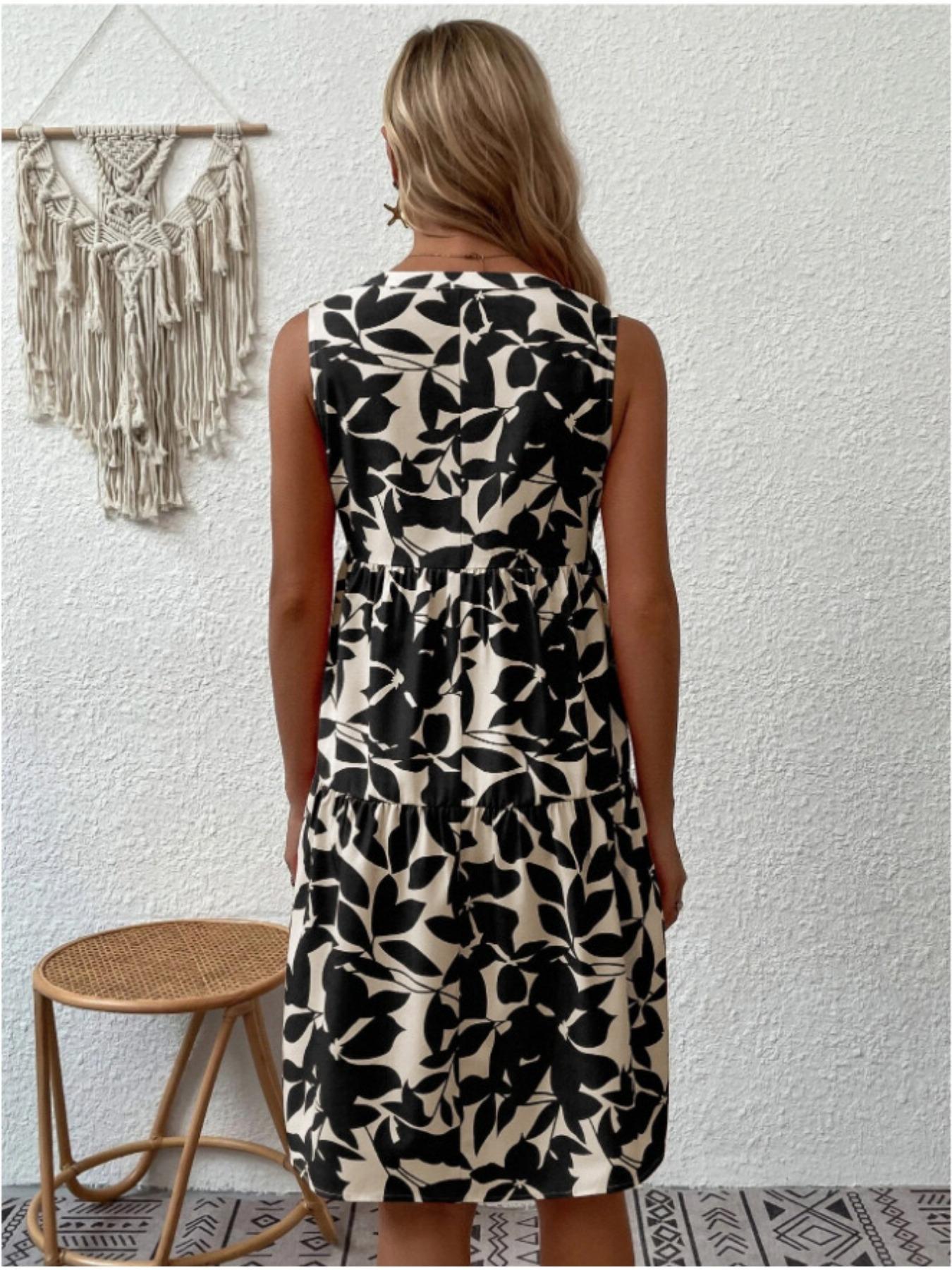 Платье с V-образным вырезом — фото 19