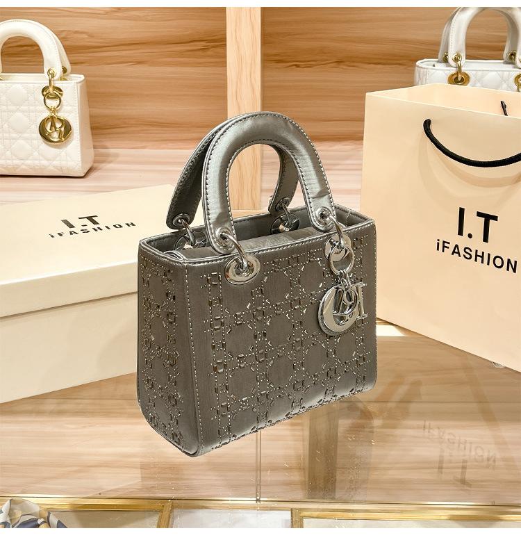 Borsa Princess con Diamanti più Venduta per Donna Nuova Moda Europea e Americana Monospalla Portatile a Mano a Tracolla Piccola Borsa da Donna