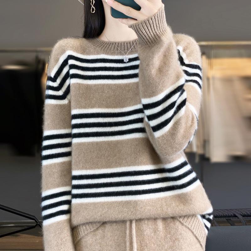 Women's 100% Wool Round Neck Knit Sweater - Autumn/Winter Loose Fit Pullover