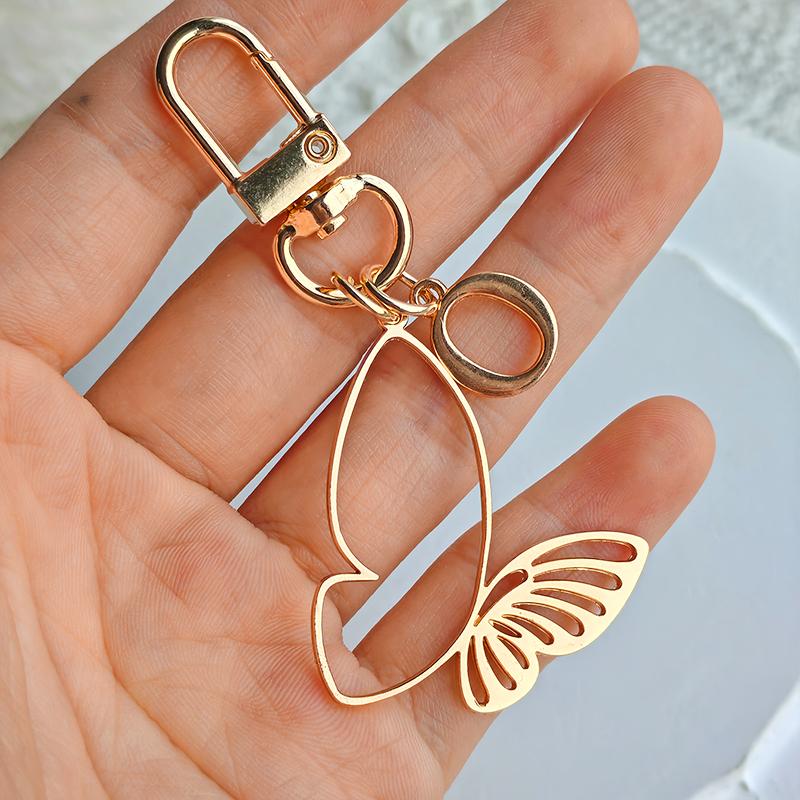 1PC Alphabet Luxury A-Z Fashionable Keychain Vintage Alloy Artistic Gold Hollow Butterfly Elegant