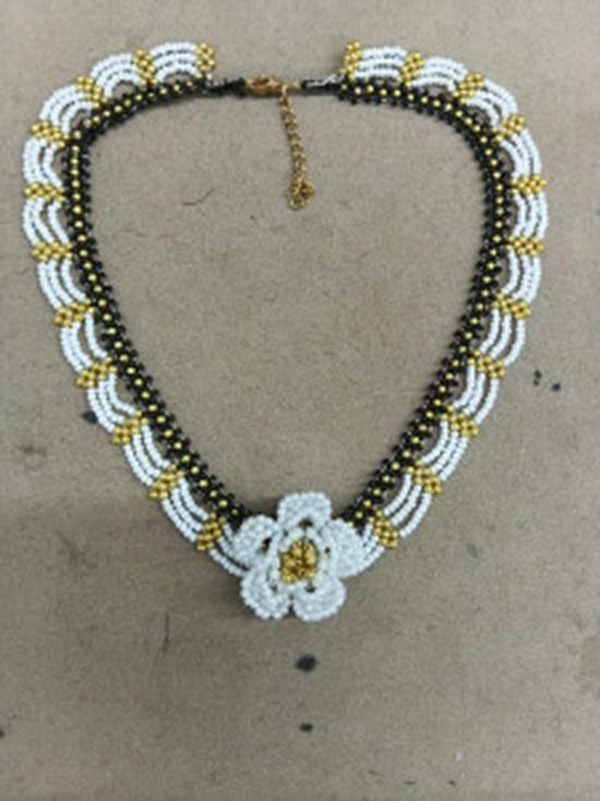French Resort Style Stainless Steel Beaded Necklace with Glass Beads - Light Luxury Niche Design