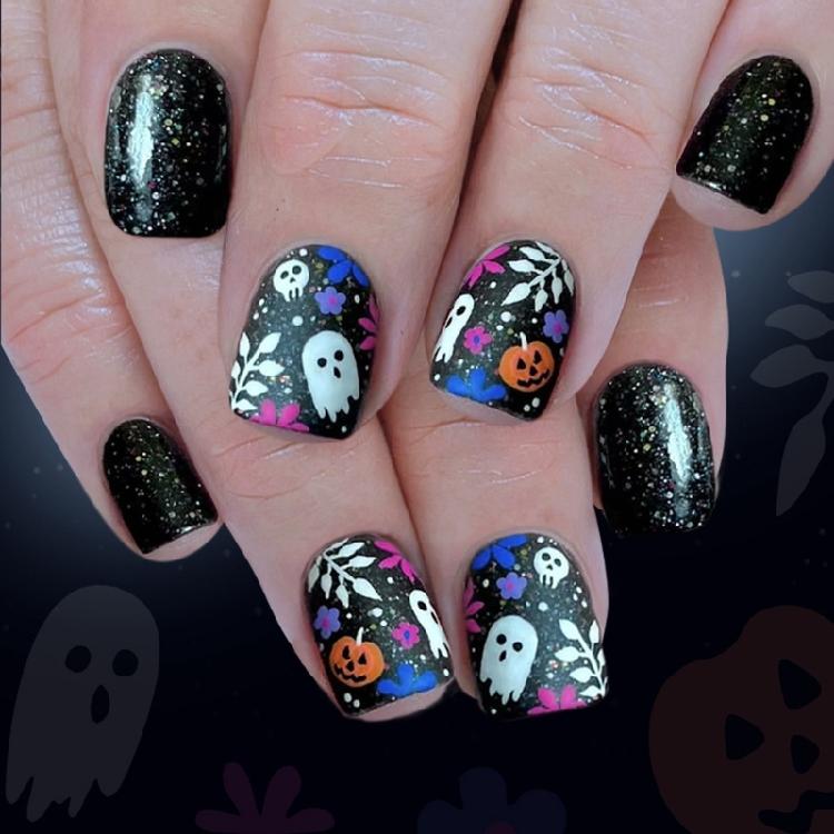 

24PCS Halloween False Nail Set Pumpkin Flower Spiderweb Spooky Pattern Non Toxic ABS Press On Nail With Multiple Size 1