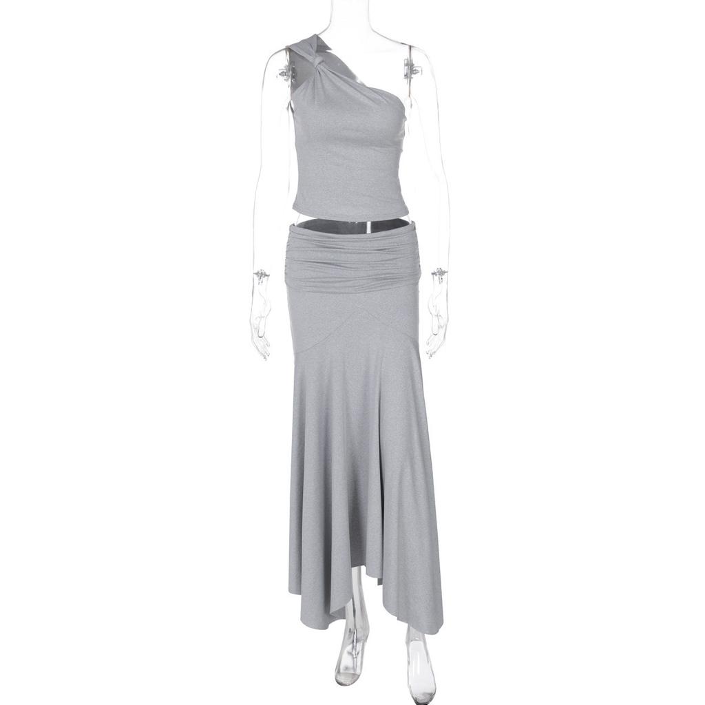 European and American women's solid color slanted shoulder sleeveless crop top, high waist pleated skirt two-piece set