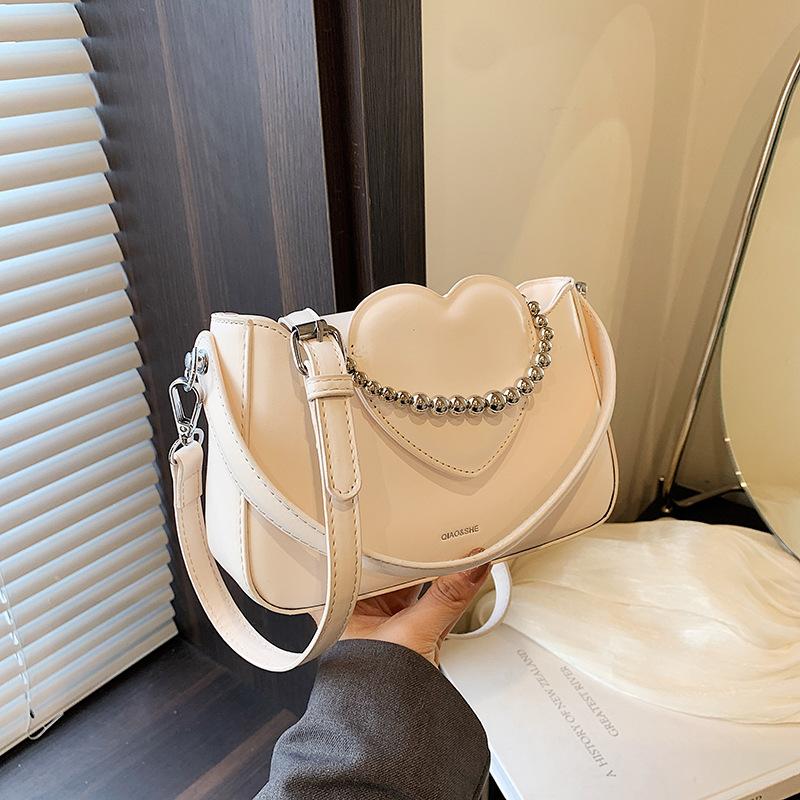 Red Love Beaded Shoulder Bag for Women  New Simple Versatile Crossbody Bags Elegant Fashion Ladies Wedding Handbags