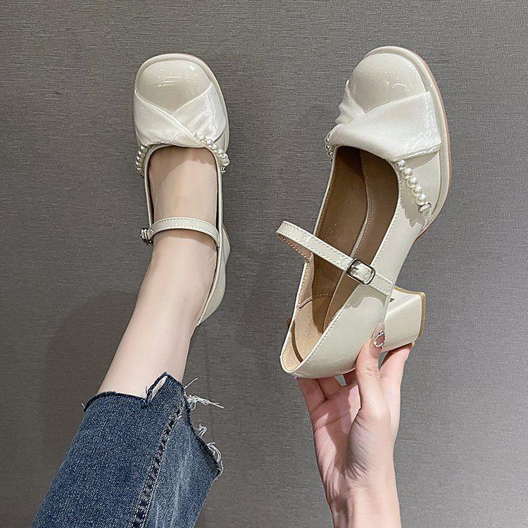 White Light Mouth Retro Gentle Mary Jane Single Shoes Women's Design Sense Niche Middle Heel Bridesmaid Dress High Heels