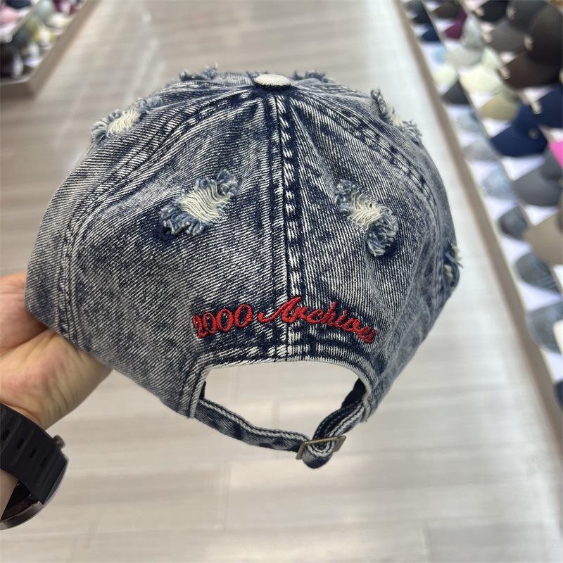 Μόδα μεγάρη περιφέρεια κεφαλιού Αγγλική κεντητή τζιν σκισμένη καπέλο του μπέιζμπολ ανδρικό και γυναικείο street fashion casual καπέλο