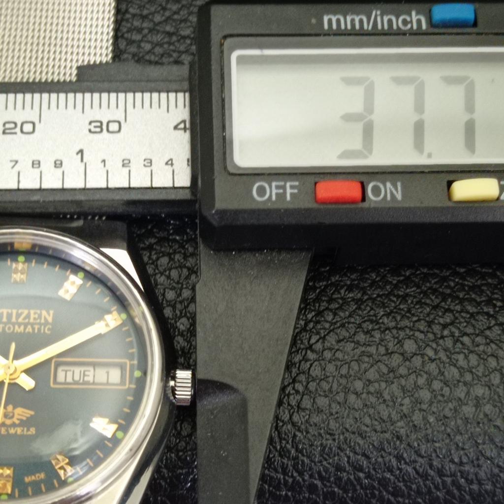 BRUKT VINTAGE CITIZEN AUTOMATISK 8200 JAPAN HERRE BLÅ FARGE SKIVE KLOKKE a434853-2 R123-a434853