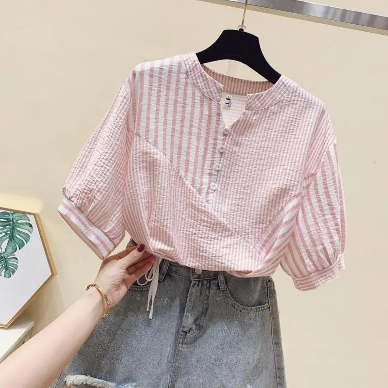 Dam sommar oregelbunden randig kortärmad skjorta design skarvning personlig bekväm topp