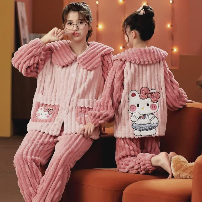 

Уютная фланелевая пижама с рисунком для девочек и мам: Симпатичная одинаковая одежда для сна для родителей и детей в холодное время года 16 [130-140CM]