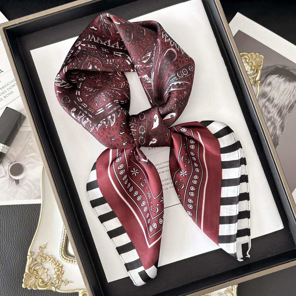 Luxury  Leopard Print Square Scarf Women'S Imitation Silk Scarf Casual Versatile Decoration Small Neck Scarf 70Cmx70Cm