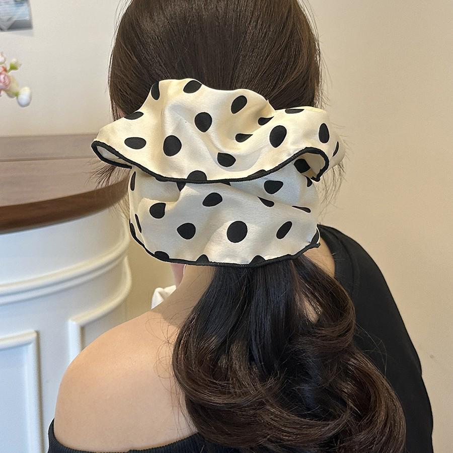 Elegant Retro Polka Dot Hair Scrunchie - Classic Style Hair Tie & Accessory for Women
