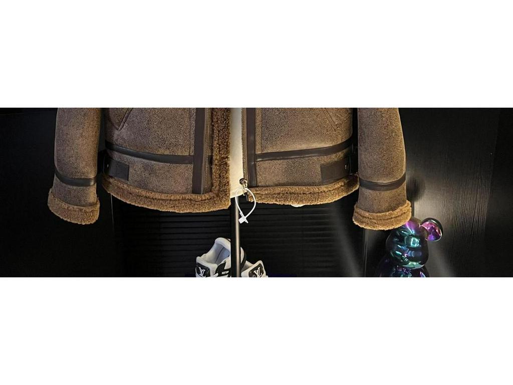 Winter 2025 Men's Fashionable Thickened Velvet Motorcycle Jacket - Long-Sleeved, Warm Lapel Design