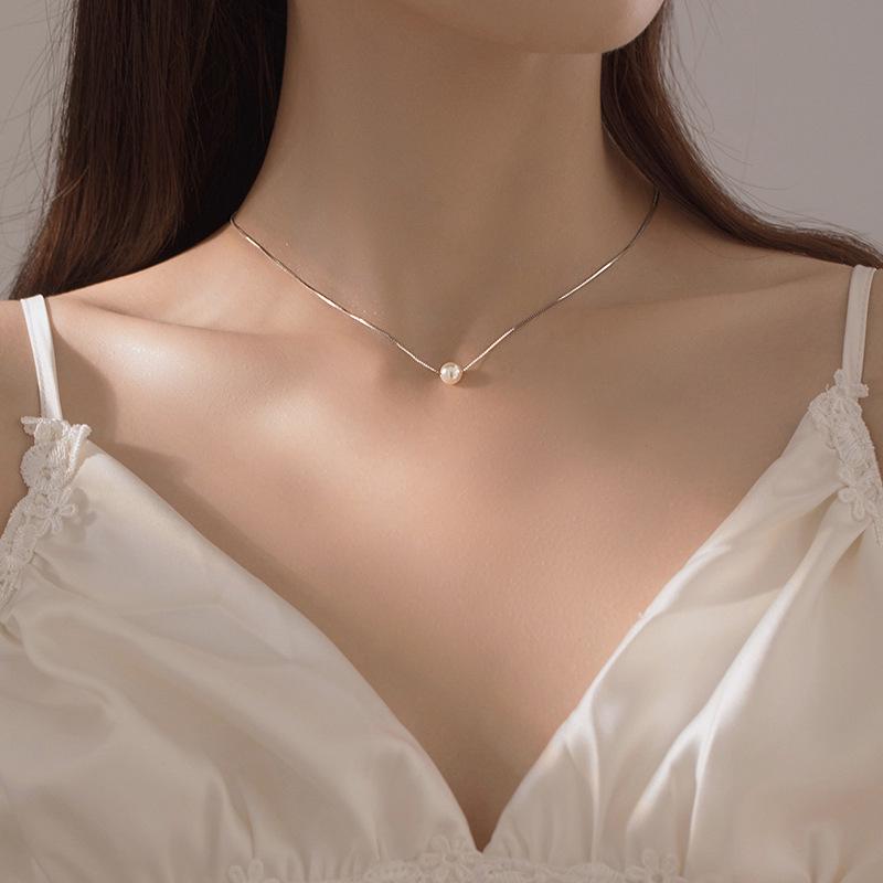 2022 Neue Mode 925 Sterlingsilber Perlen Nischen Schlüsselbein Halskette für Frauen