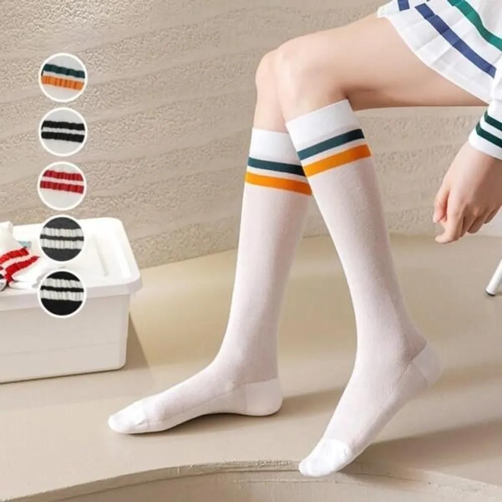 Irum 1+1 Line Mesh Knee Socks Black and white line / White and yellow-green line