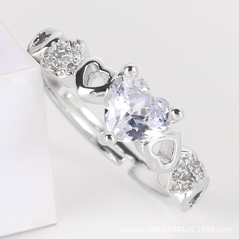 Small Crowd Design Sense Open Cut Love Finger Ring Female Heart Rings Personality Fashionable Fashionable Index Finger RingPersonality Finger Ring