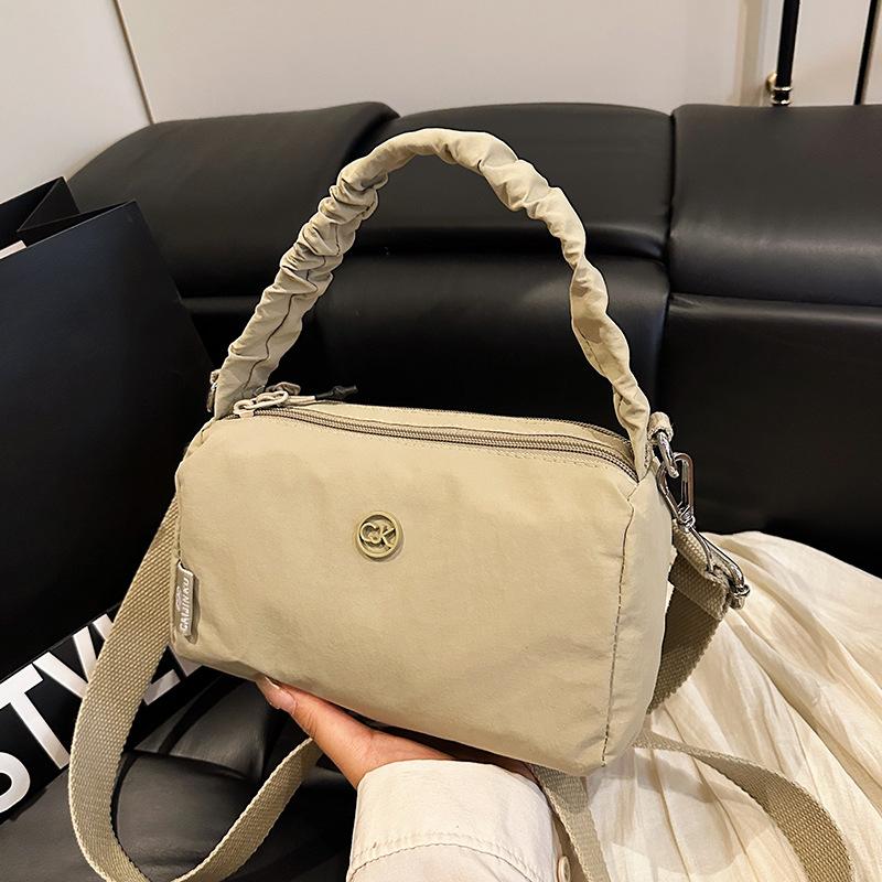 Niche portable pillow bag women's shoulder bag multi-layer nylon bag leisure sports messenger bag