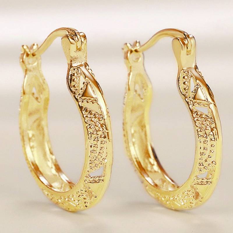 Huitan Women Hoop Earrings Hollow Out Engraved Design Elegant Lady Party Wedding Accessories Luxury Metal Jewelry for DailyGood Product