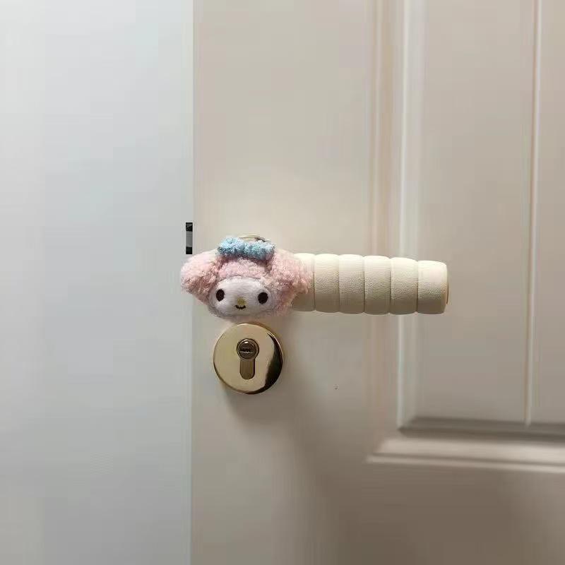 Thickened Cartoon Door Handle Protector: Anti-Collision, Anti-Static, Decorative Cover for Children's Rooms.