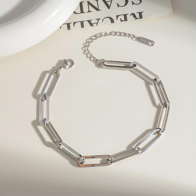 1pc Stainless Steel Paperclip Chain Link for Women Couples  With Unique Design Sense Classic Party Jewelry Gifts